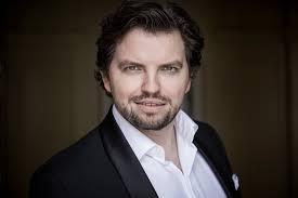 testimonial photo person three